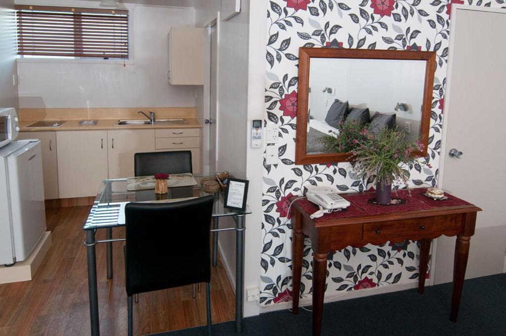 Broadway Motel & Miro Court Villas Matamata Habitación foto